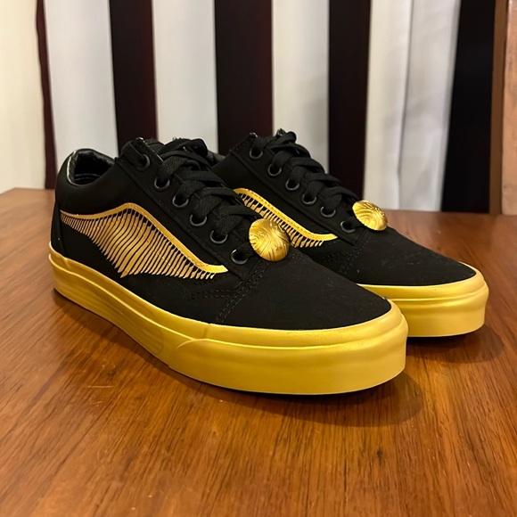 Vans Old Skool X Harry Potter Golden Snitch Shoes Sneakers...